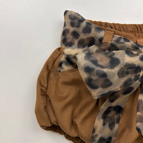 SHORT IN SUEDE MG1800 SUEDE## MISS GRANT 