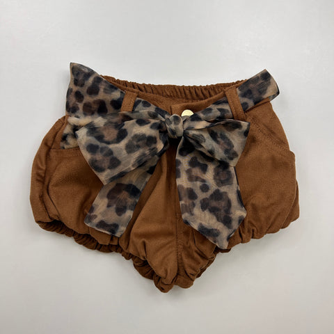 SHORT IN SUEDE MG1800 SUEDE# MISS GRANT 